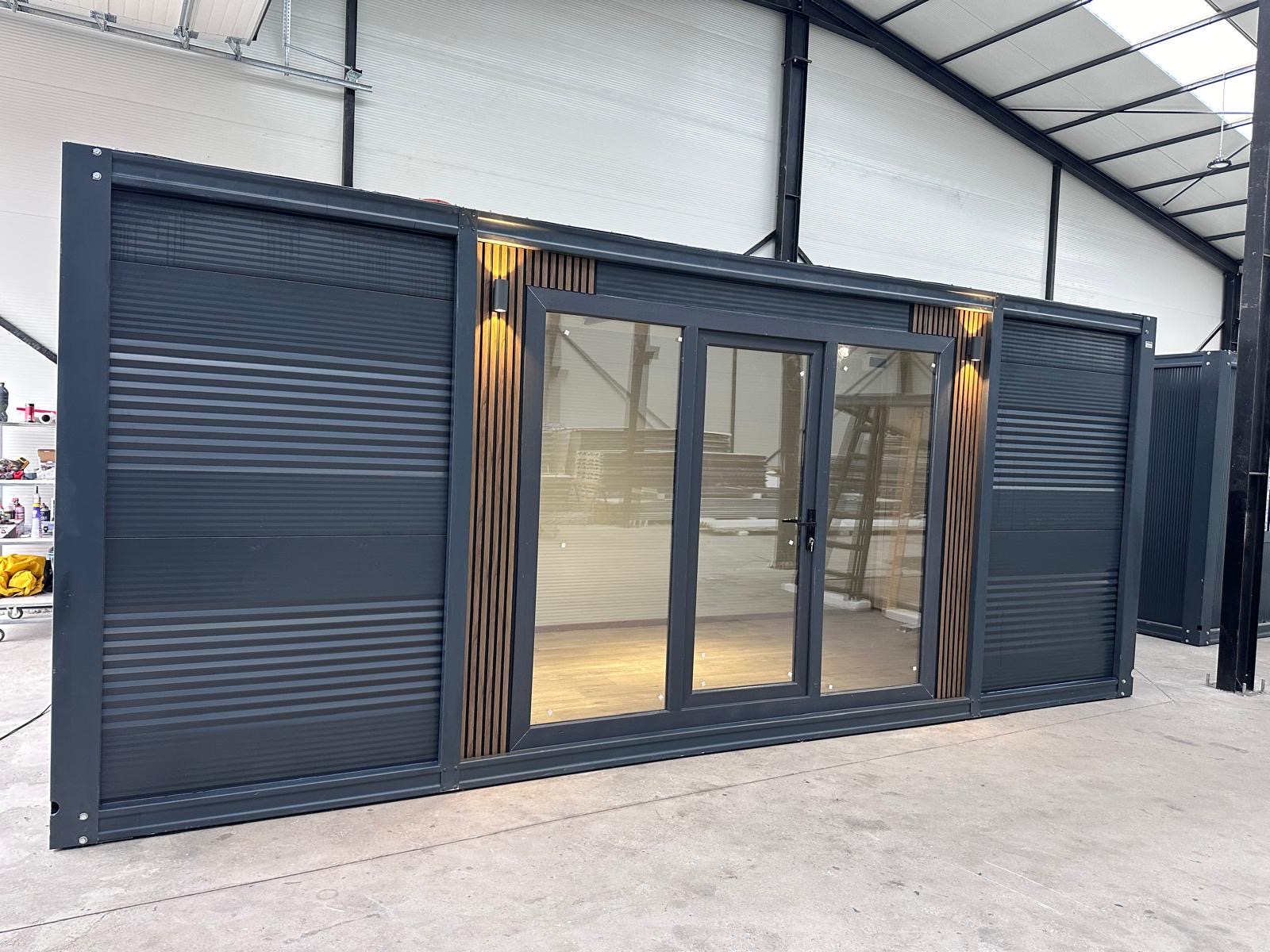 Service details image